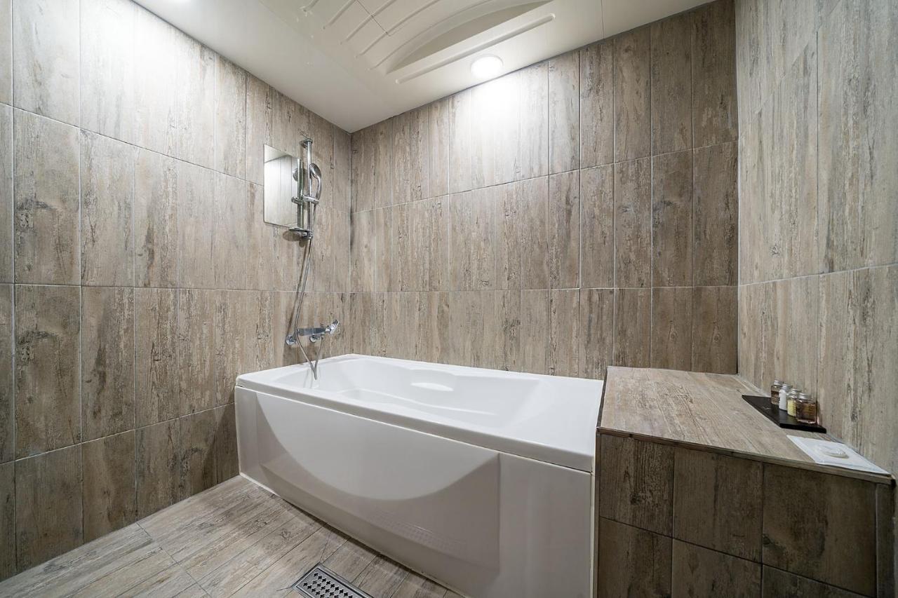 Hotel Ignis Oncheonjang Busan Dış mekan fotoğraf