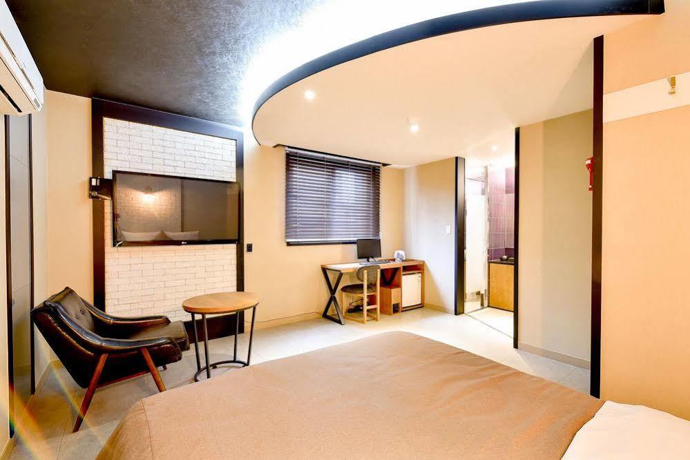 Hotel Ignis Oncheonjang Busan Dış mekan fotoğraf